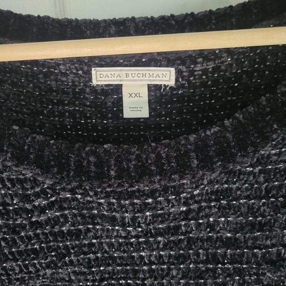 Black Sweater - Picture 3 of 6